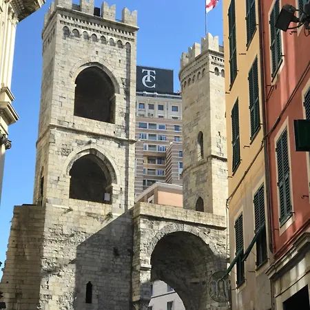 Exclusive Really Downtown - Free Private Parking Included! * Genoa